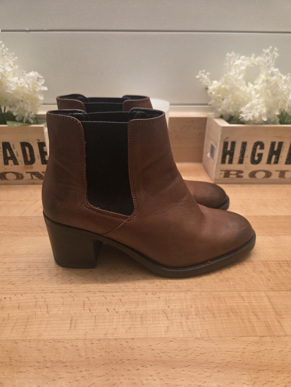 Clarks Mascarpone Bay Ankle Boots Brown Leather Block Heel Women's Size 7